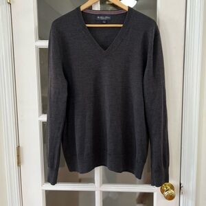 Brooks Brothers Italian Yarn Men’s V-neck - size L - 100% merino wool